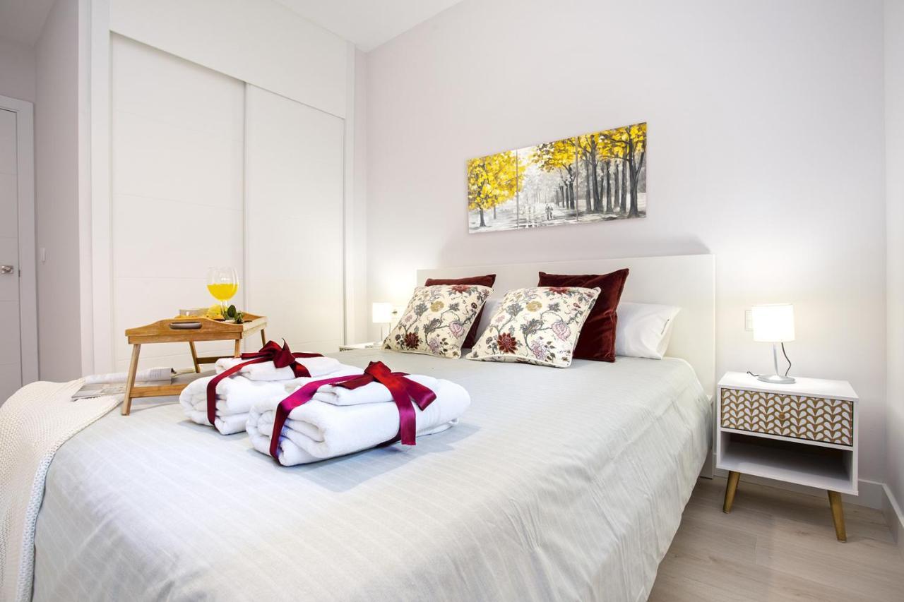 -Malagasunapts-Skygarden Teatinos Pool Playground ภายนอก รูปภาพ